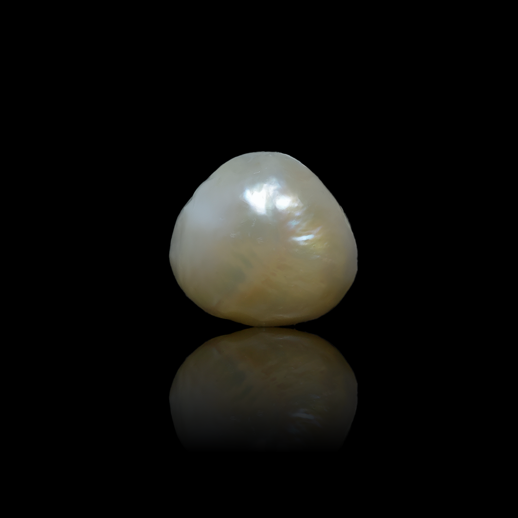 Fresh Water Pearl-5.11 Carats