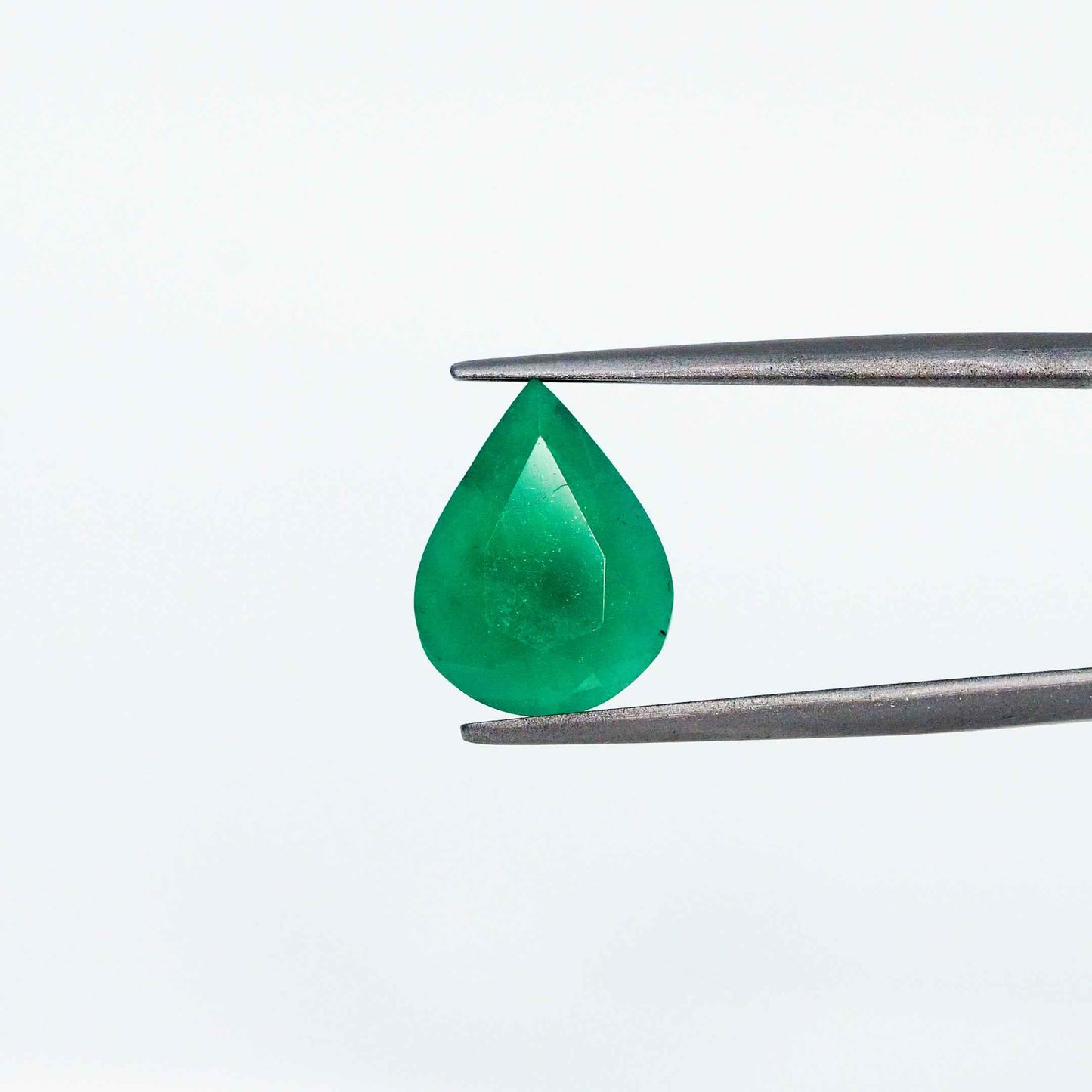 Emerald - 4.9 Carats