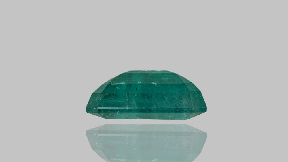 
                    
                      Natural Zambian Emerald (Panna) 4.65 Carats - Media 3
                    
                  