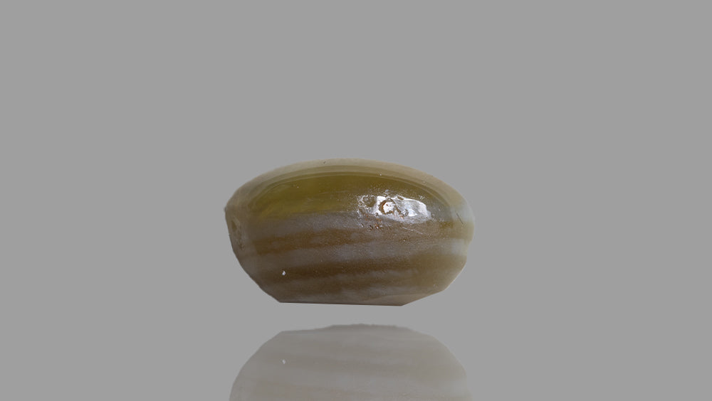 
                    
                      NATURAL CAT'S EYE (CHRYSOBERYL) 7.97  CARATS - Media 3
                    
                  