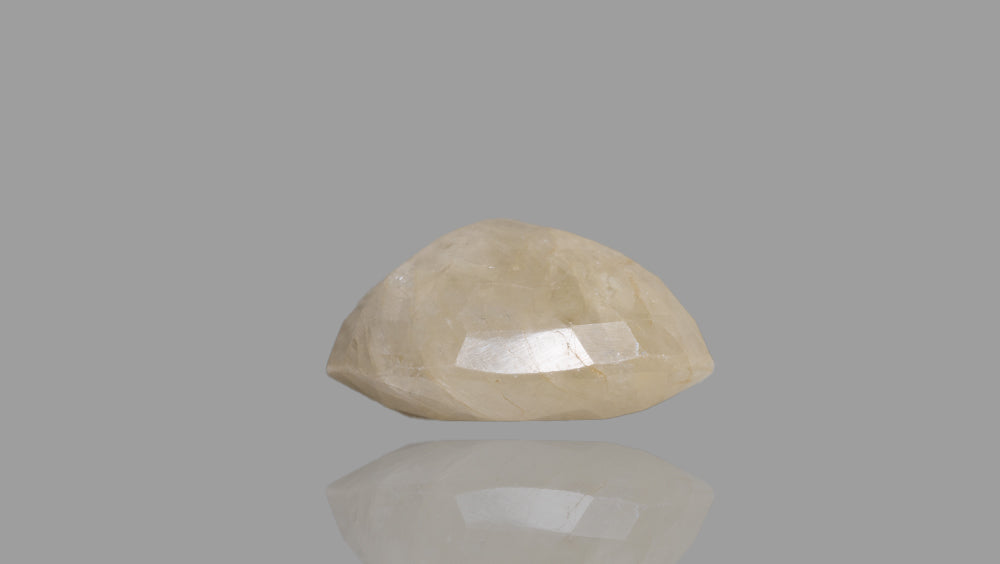 
                    
                      Natural Yellow Sapphire (Pukhraj) 10.14 Carats - Media 3
                    
                  