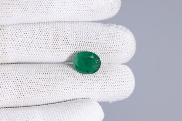 Natural Zambian Emerald (Panna) 4.57 Carats - Media 3