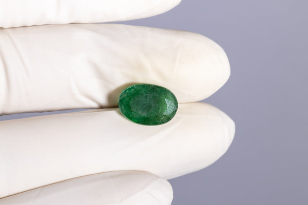 Minor Oil Natural Zambian Emerald (Panna) 4.07 Carats - Media 4