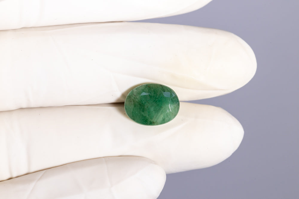 
                    
                      Minor Oil Natural Zambian Emerald (Panna) 5.89 Carats - Media 4
                    
                  
