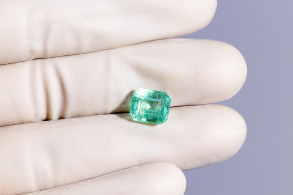 Natural Columbian Emerald (Panna) 4.71 Carats - Media 4