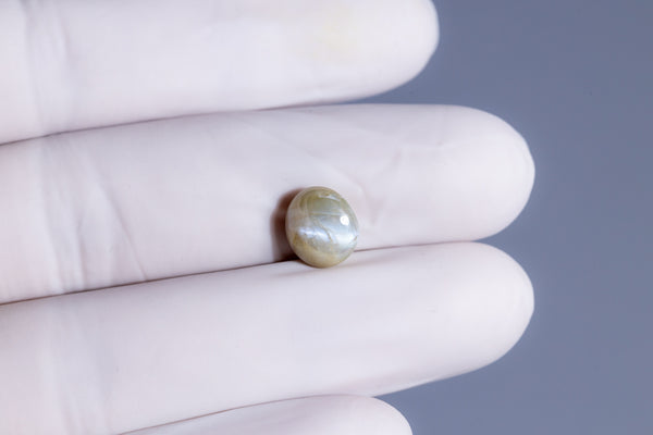 NATURAL CAT'S EYE (Lehsuniya) 4.35 Carats - Media 4