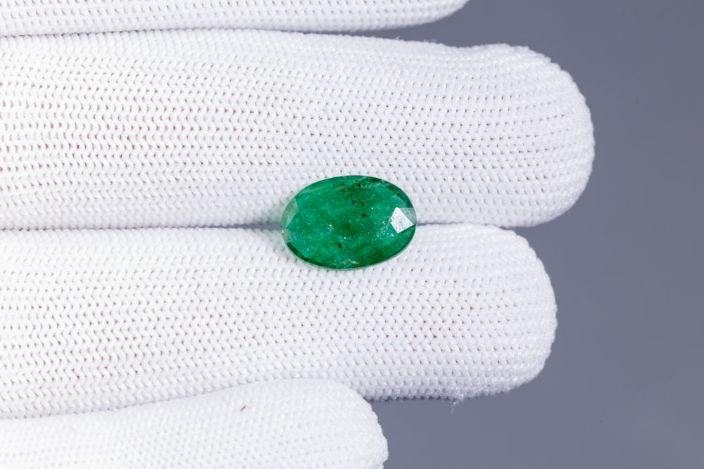 
                    
                      Natural Zambian Emerald (Panna) 3.99 Carats - Media 4
                    
                  