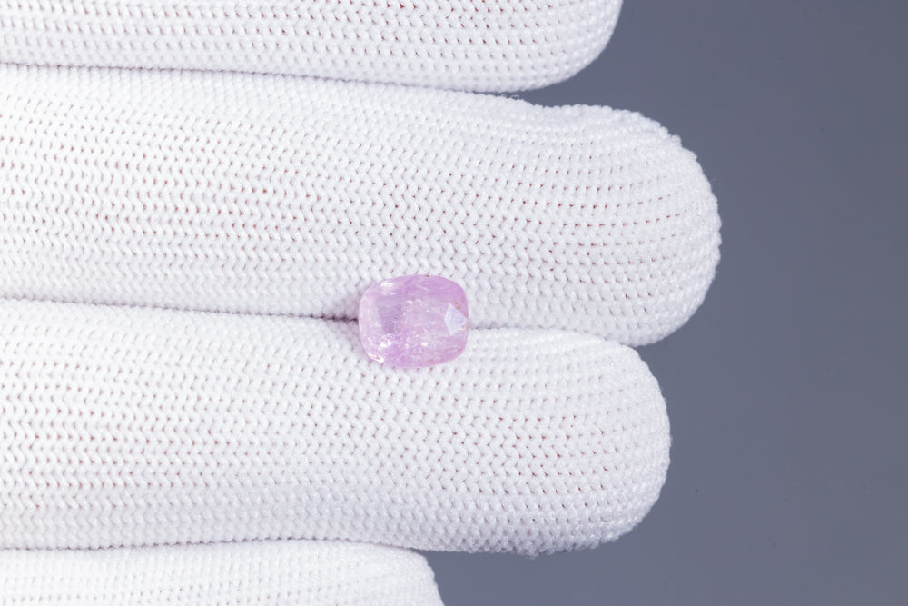 
                    
                      NATURAL PINK SAPPHIRE 2.88 CARATS - Media 4
                    
                  