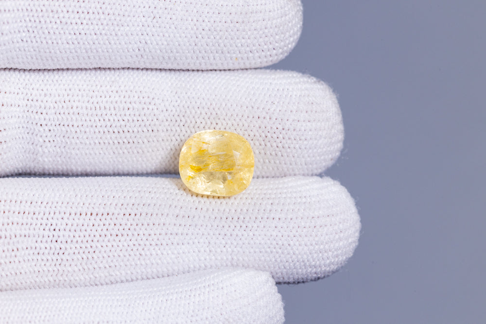 
                    
                      Natural Yellow Sapphire (Pukhraj) 10.15 Carats - Media 4
                    
                  