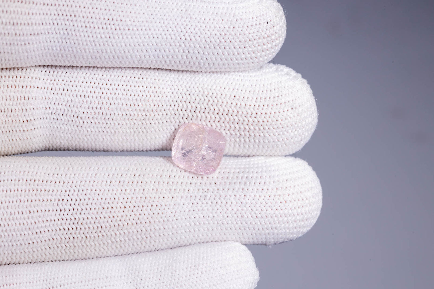 
                    
                      NATURAL PINK SAPPHIRE 5.87 CARATS - Media 4
                    
                  