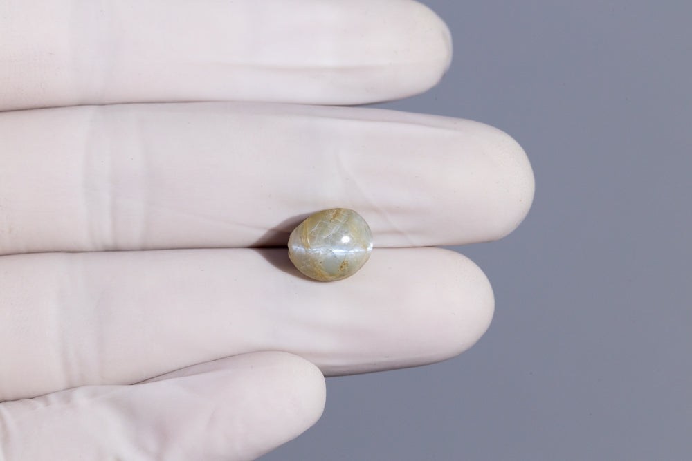 
                    
                      NATURAL CAT'S EYE (Lehsuniya) 7.67 Carats - Media 4
                    
                  