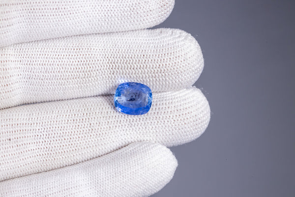 Natural Blue Sapphire (Neelam) 4.10 Carats - Media 4