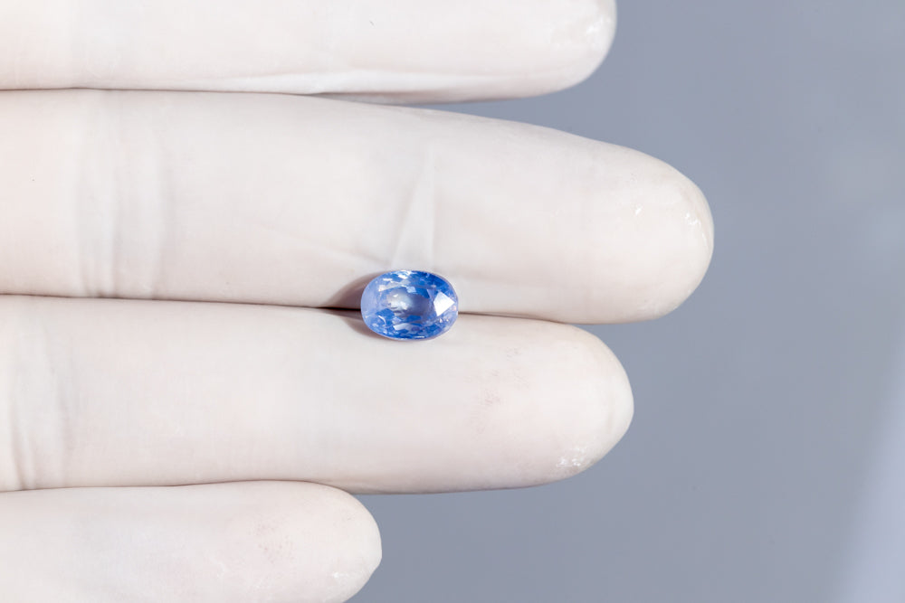 
                    
                      Kashmir Blue Sapphire (Neelam) 3.77 Carats - Media 4
                    
                  
