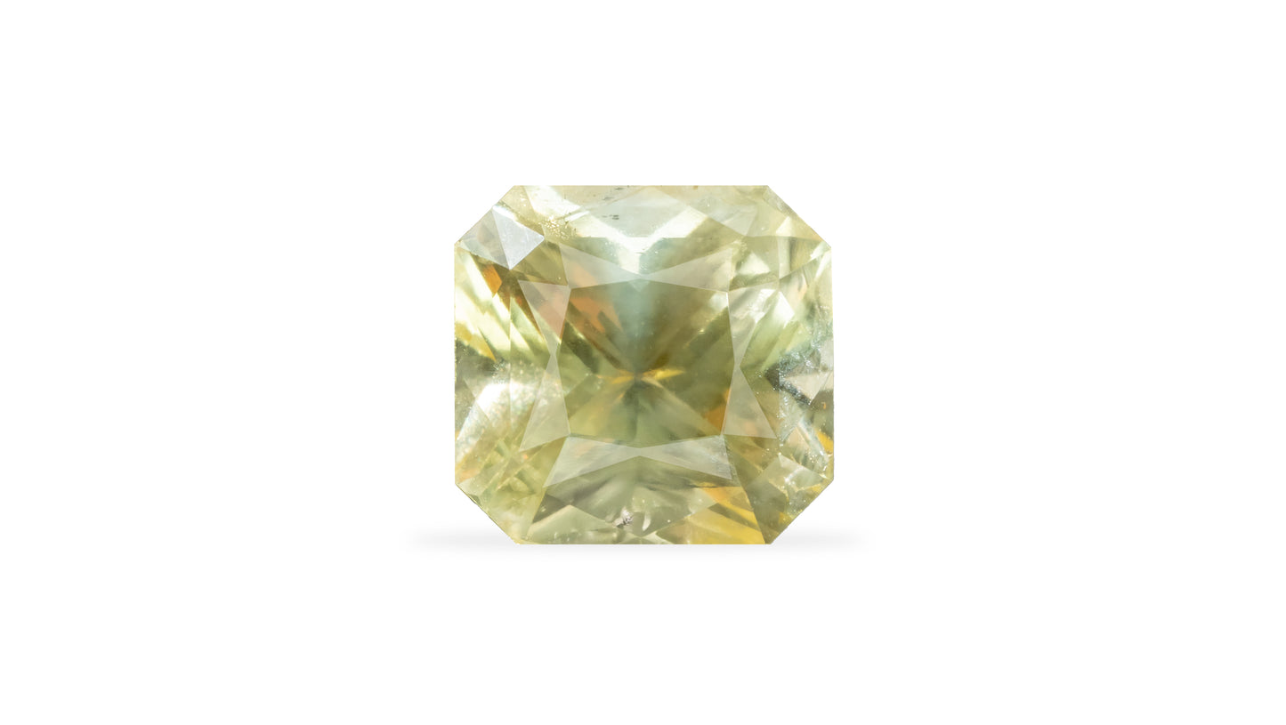 
                    
                      Natural Yellow Sapphire (Pukhraj) 2.06 Carats - Media 4
                    
                  