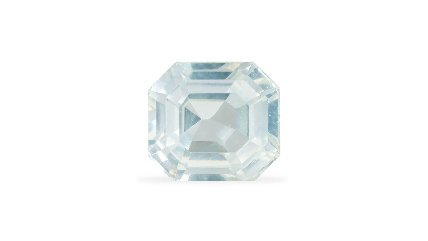 
                    
                      Natural White Sapphire 6.84 Carats - Media 4
                    
                  