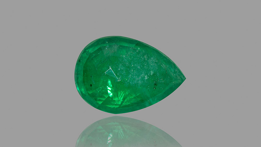
                    
                      Zambian Emerald (Panna) 24.20 Carat - Media 3
                    
                  