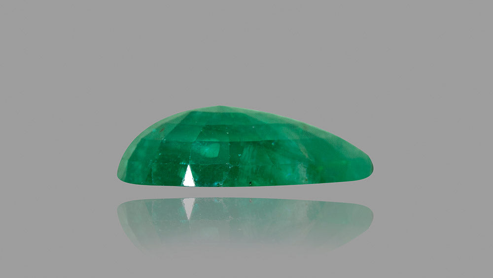 
                    
                      Zambian Emerald (Panna) 24.20 Carat - Media 4
                    
                  