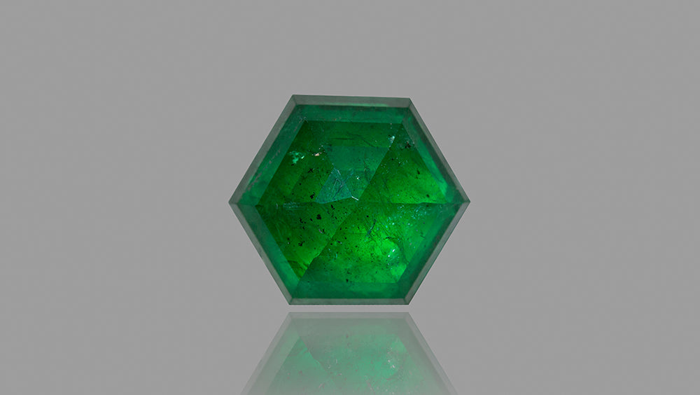Natural Zambian Emerald (Panna) 8.53 Carats - Media 2