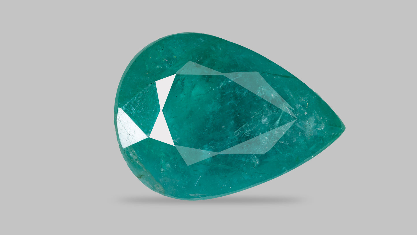 Minor Oil Natural Zambian Emerald (Panna) 12.43 Carats - Emerald (Panna)