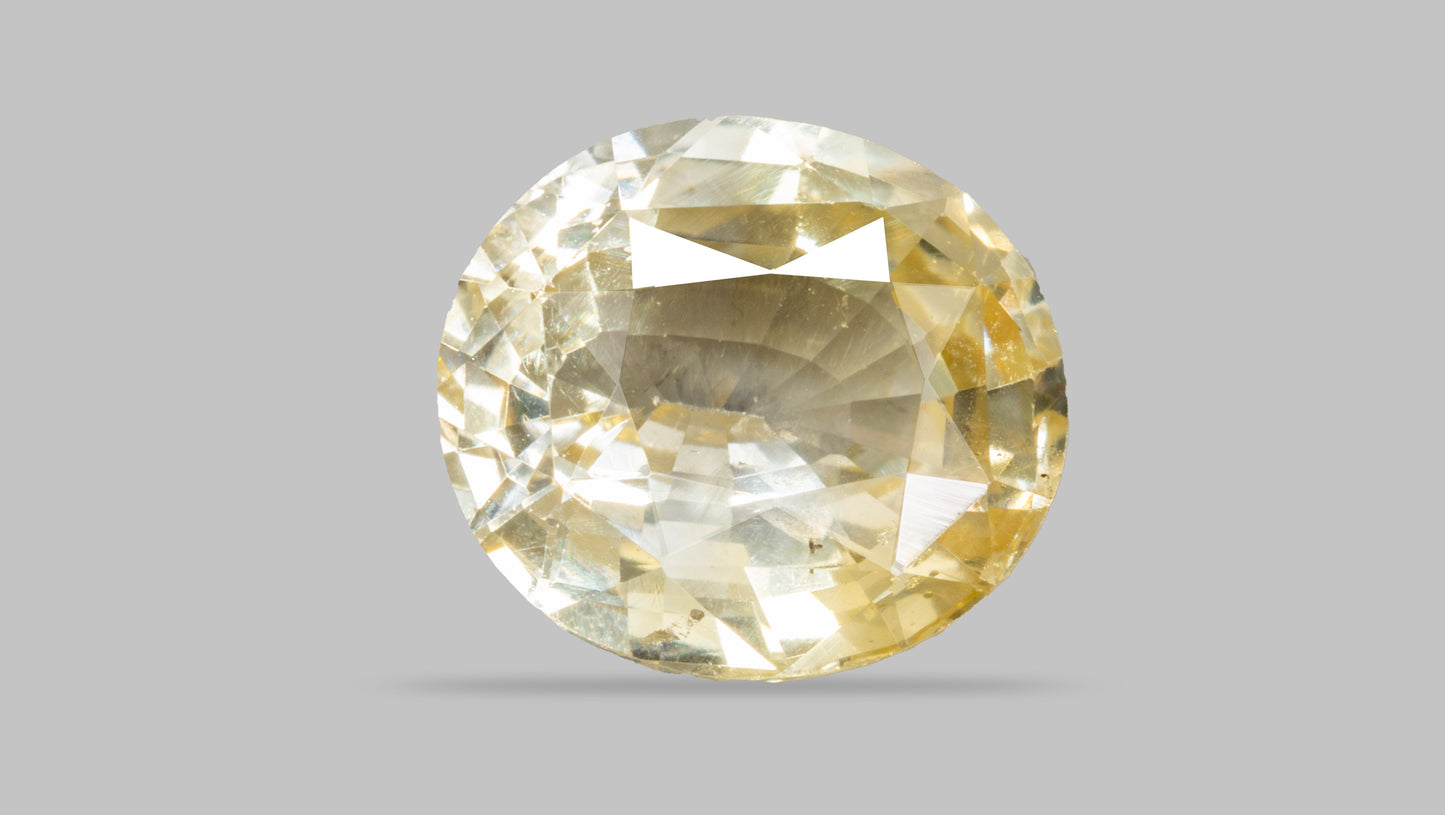 Natural Yellow Sapphire (Pukhraj) 3.88 Carats - Yellow Sapphire (Pukhraj)