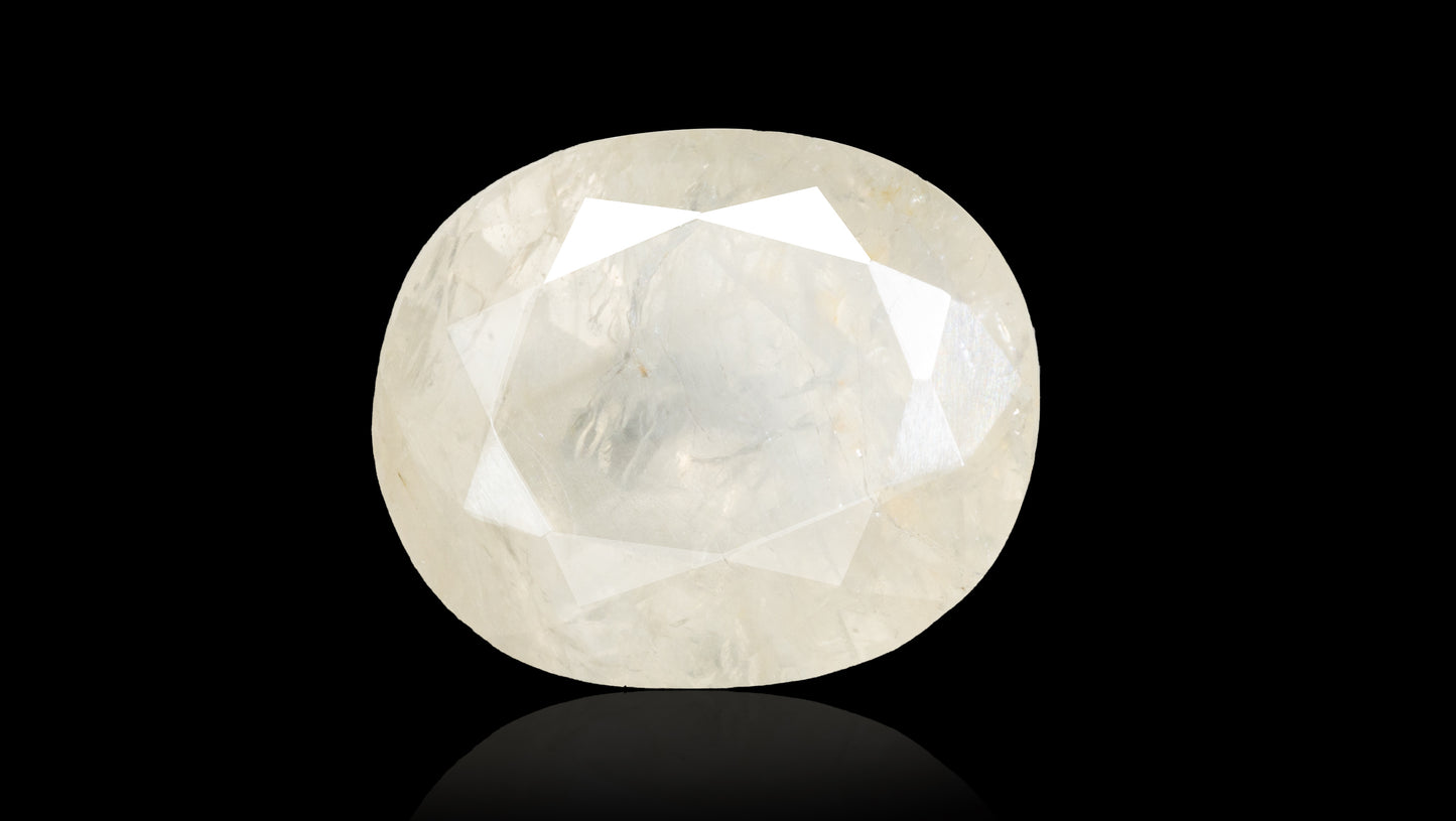 NATURAL WHITE SAPPHIRE 6.86 CARATS - White Sapphire (Safed Pukhraj)