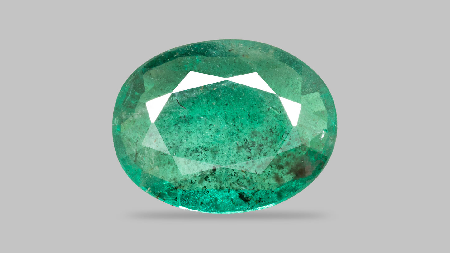 Natural Zambian Emerald (Panna) 2.46 Carats - Emerald (Panna)