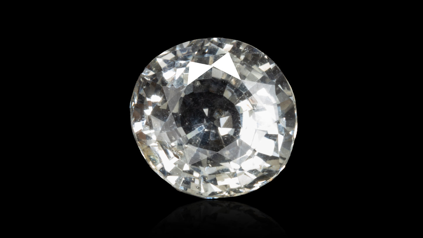 NATURAL WHITE SAPPHIRE 2.05 CARATS - White Sapphire (Safed Pukhraj)