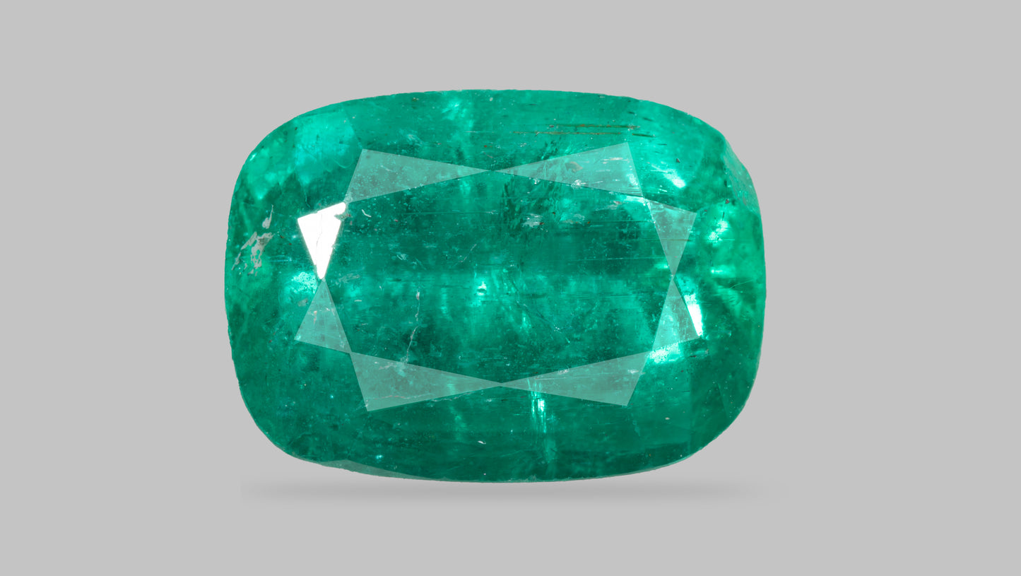 Natural Zambian Emerald (Panna) 4.48 Carats - Emerald (Panna)
