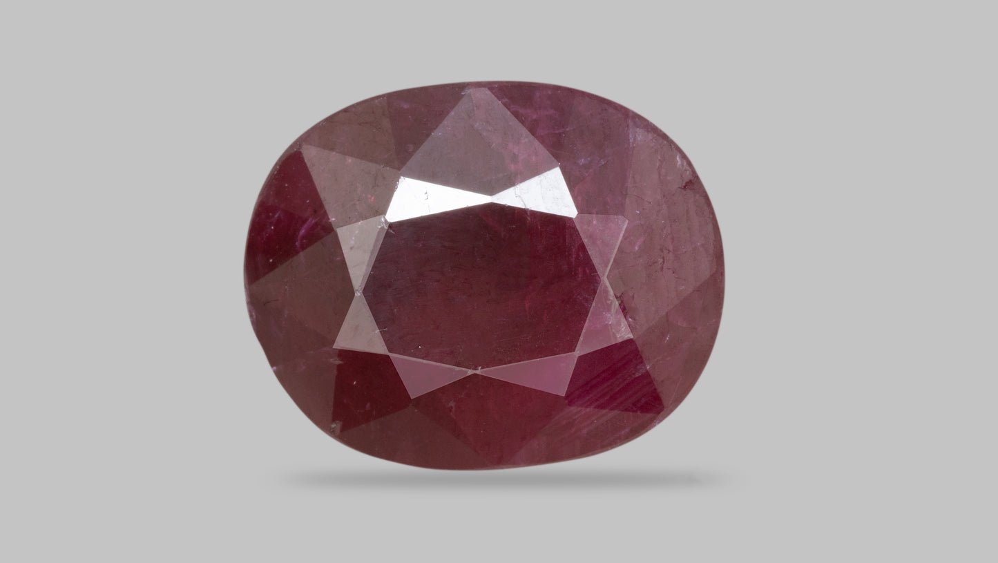Burmese Ruby (Manik) 4.63 Carats - Ruby (Manik)