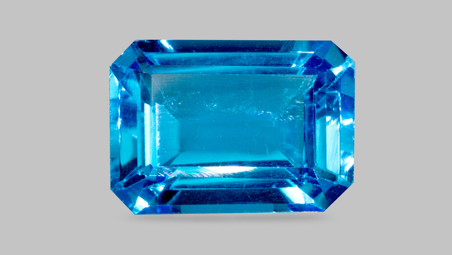 NATURAL BLUE TOPAZ 8.47 CARATS - Blue Topaz Stone