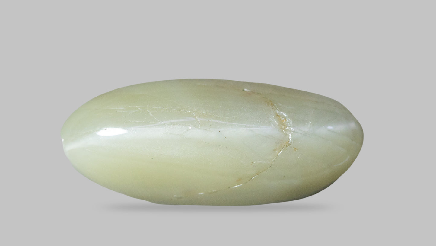 NATURAL CAT'S EYE (Lehsuniya) 6.05 Carats - Cats Eye (Lehsunia)