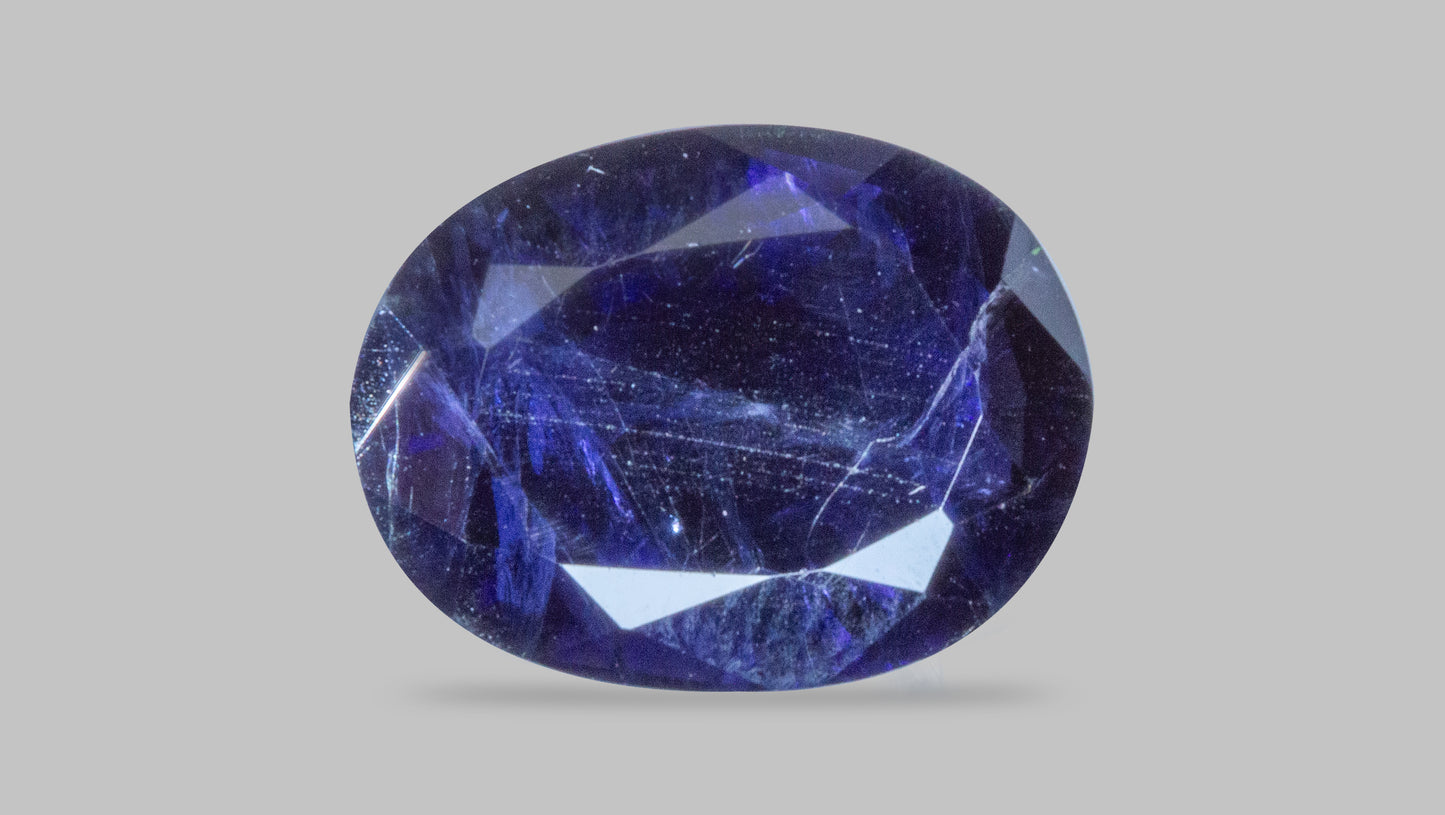 NATURAL IOLITE(NEELI) 4.30 CARATS - Iolite (Neeli stone)