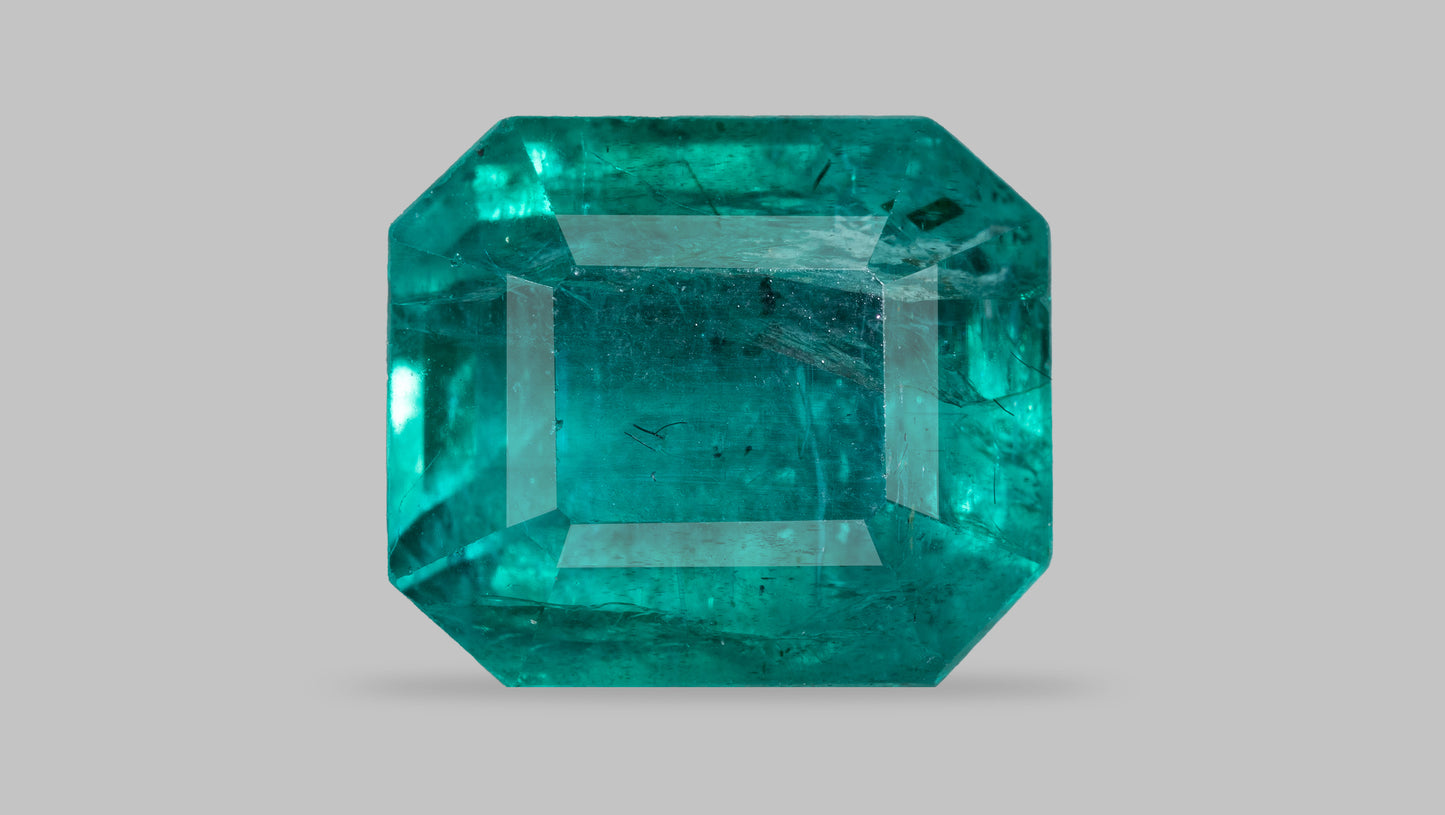 Natural Zambian Emerald (Panna) 5.70 Carats - Emerald (Panna)