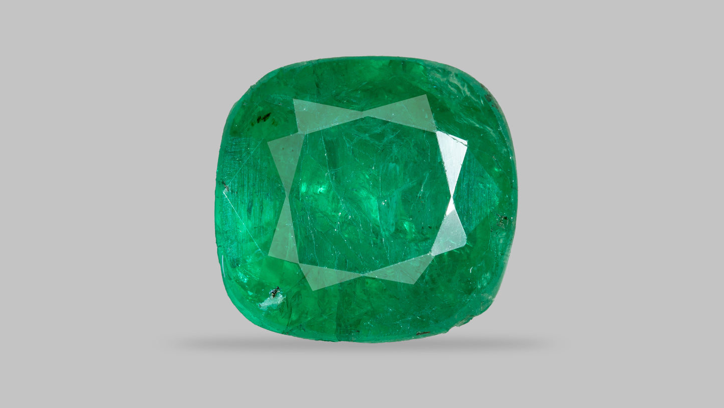 Natural Zambian Emerald (Panna) 2.30 Carats - Emerald (Panna)