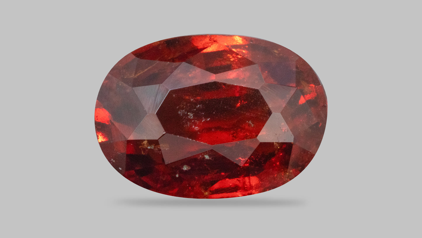 NATURAL HESSONITE (GOMED) 6.30 CARATS - Hessonite (Gomed)