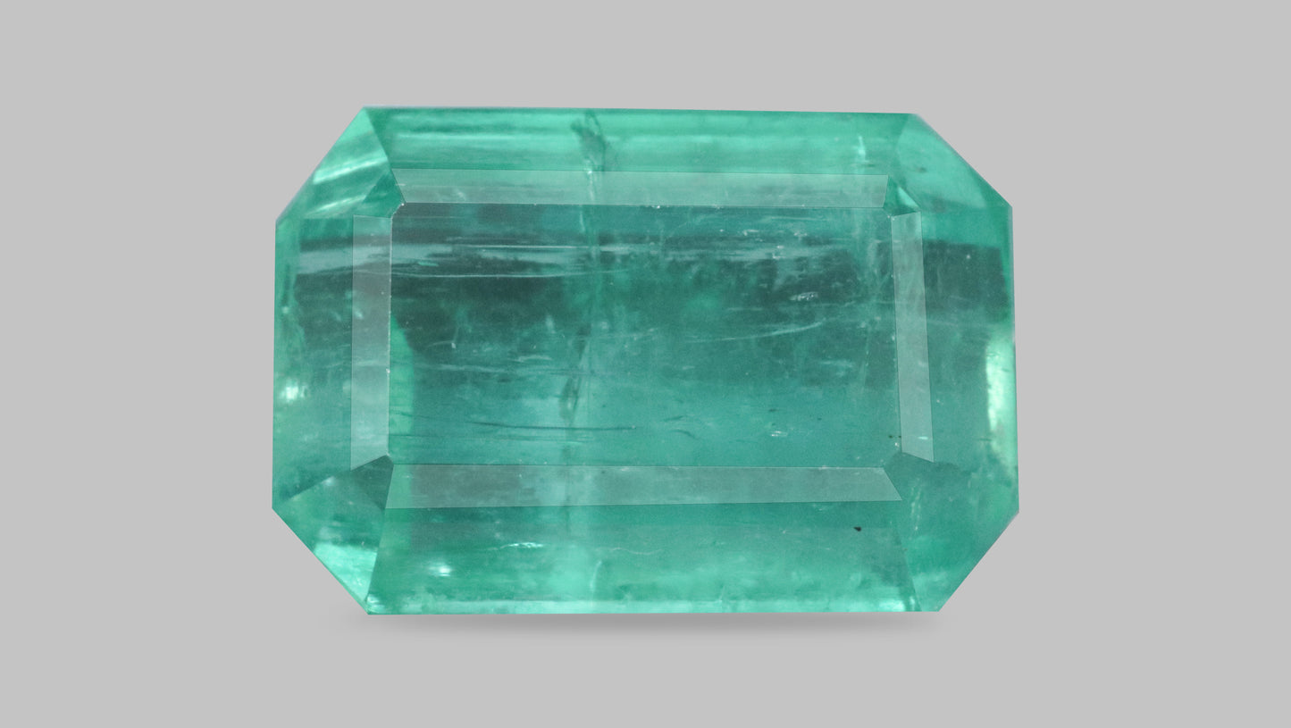 Minor Oil Natural Afganistan Emerald (Panna) 4.57 Carats - Emerald (Panna)