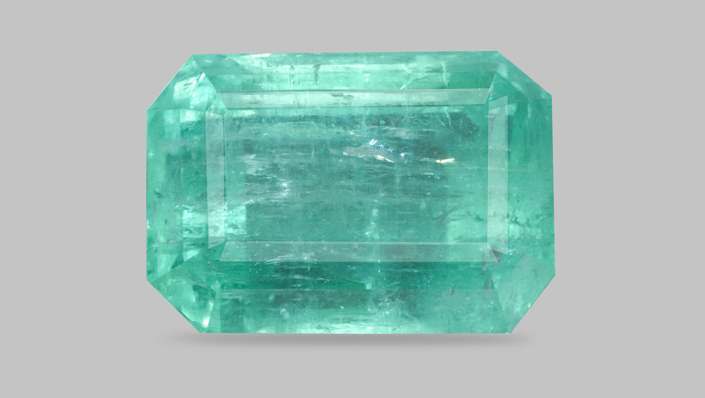 Minor Oil Natural Afganistan Emerald (Panna) 7.35 Carats - Emerald (Panna)
