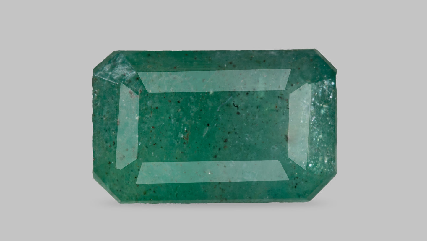 Natural Zambian Emerald (Panna) 3.76 Carats - Emerald (Panna)
