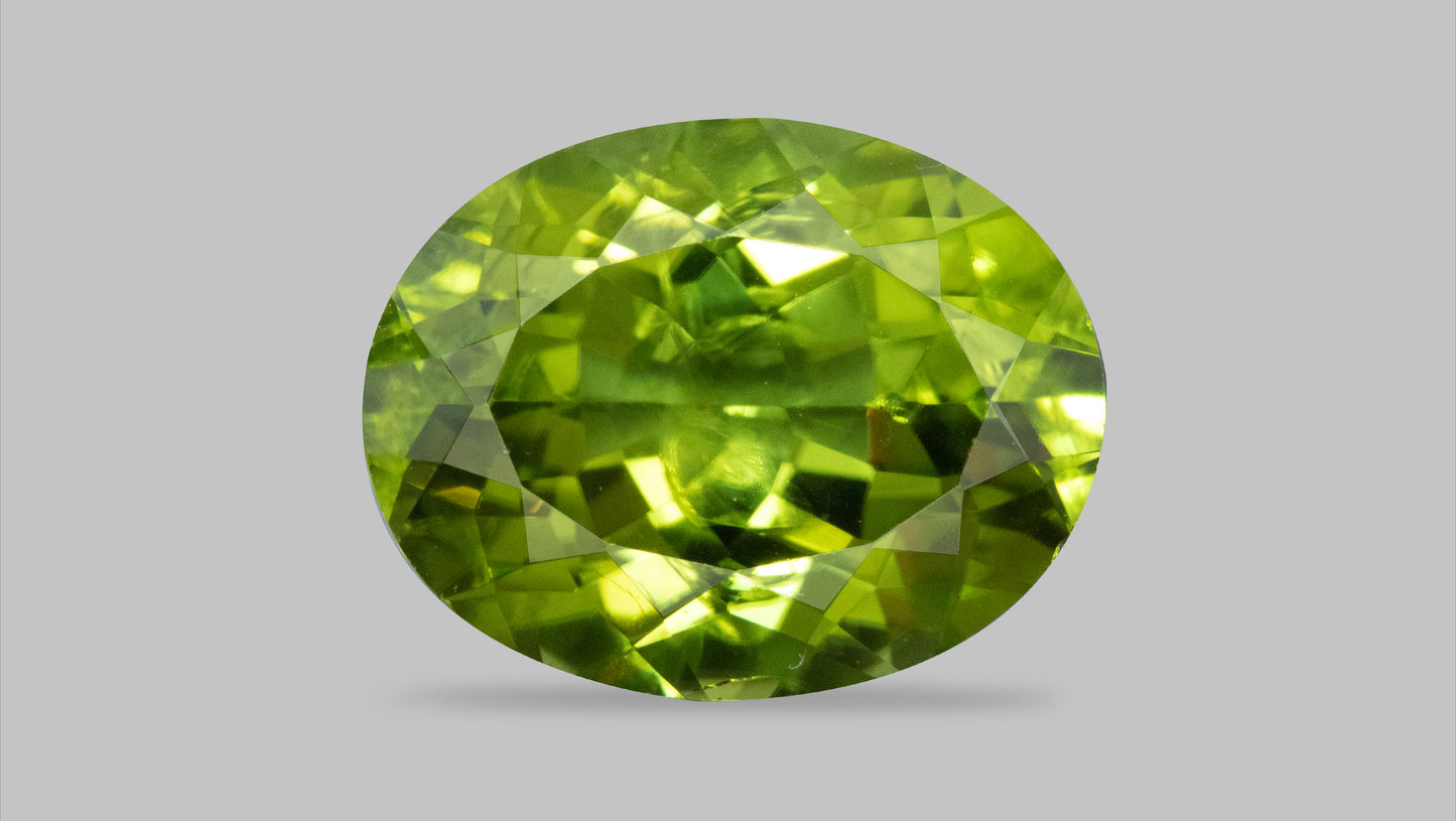 NATURAL PERIDOT 6.27 CARATS - Peridot Stone