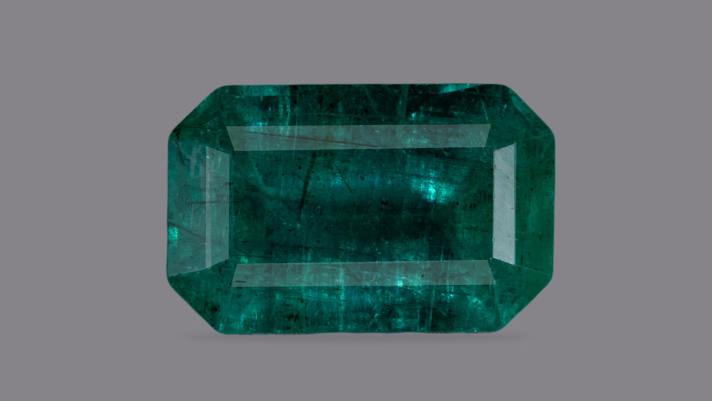 Natural Zambian Emerald (Panna) 3.88 Carats - Emerald (Panna)