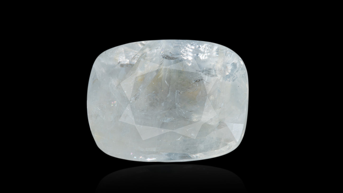NATURAL WHITE SAPPHIRE 12.04 CARATS - White Sapphire (Safed Pukhraj)