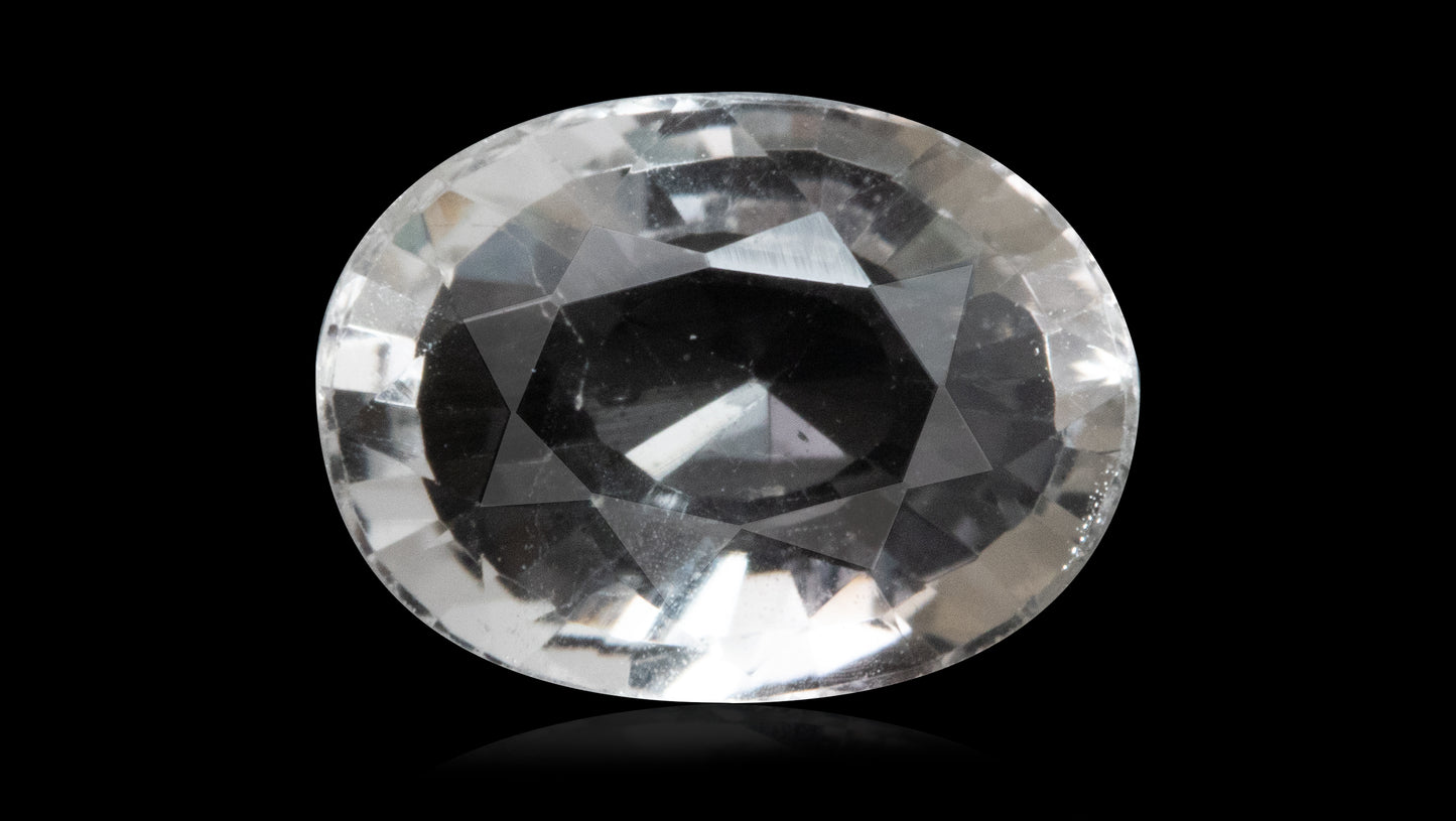 WHITE TOPAZ 3.94 CARATS - White Topaz