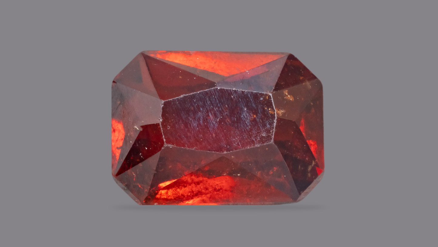 NATURAL HESSONITE (GOMED) 7.02 CARATS - Hessonite (Gomed)