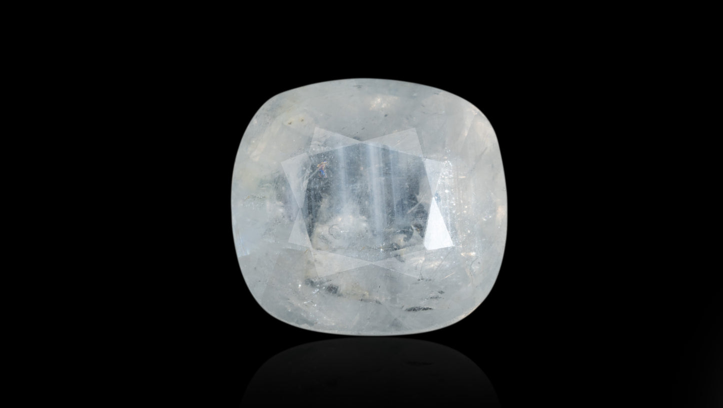 NATURAL WHITE SAPPHIRE 4.49 CARATS - White Sapphire (Safed Pukhraj)