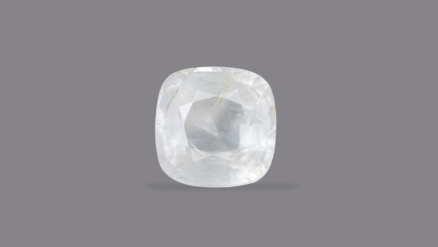 NATURAL WHITE SAPPHIRE 6.08 CARATS - White Sapphire (Safed Pukhraj)