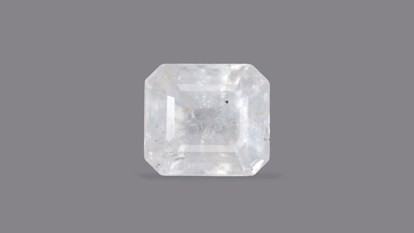 NATURAL WHITE SAPPHIRE 8.91 CARATS - White Sapphire (Safed Pukhraj)