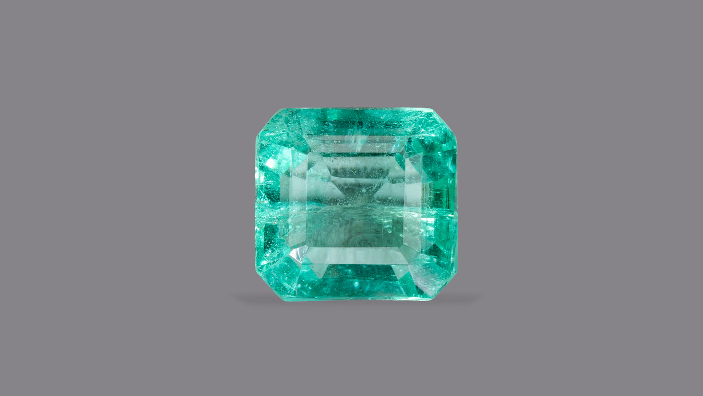 Natural Zambian Emerald (Panna) 1.61 Carats - Emerald (Panna)