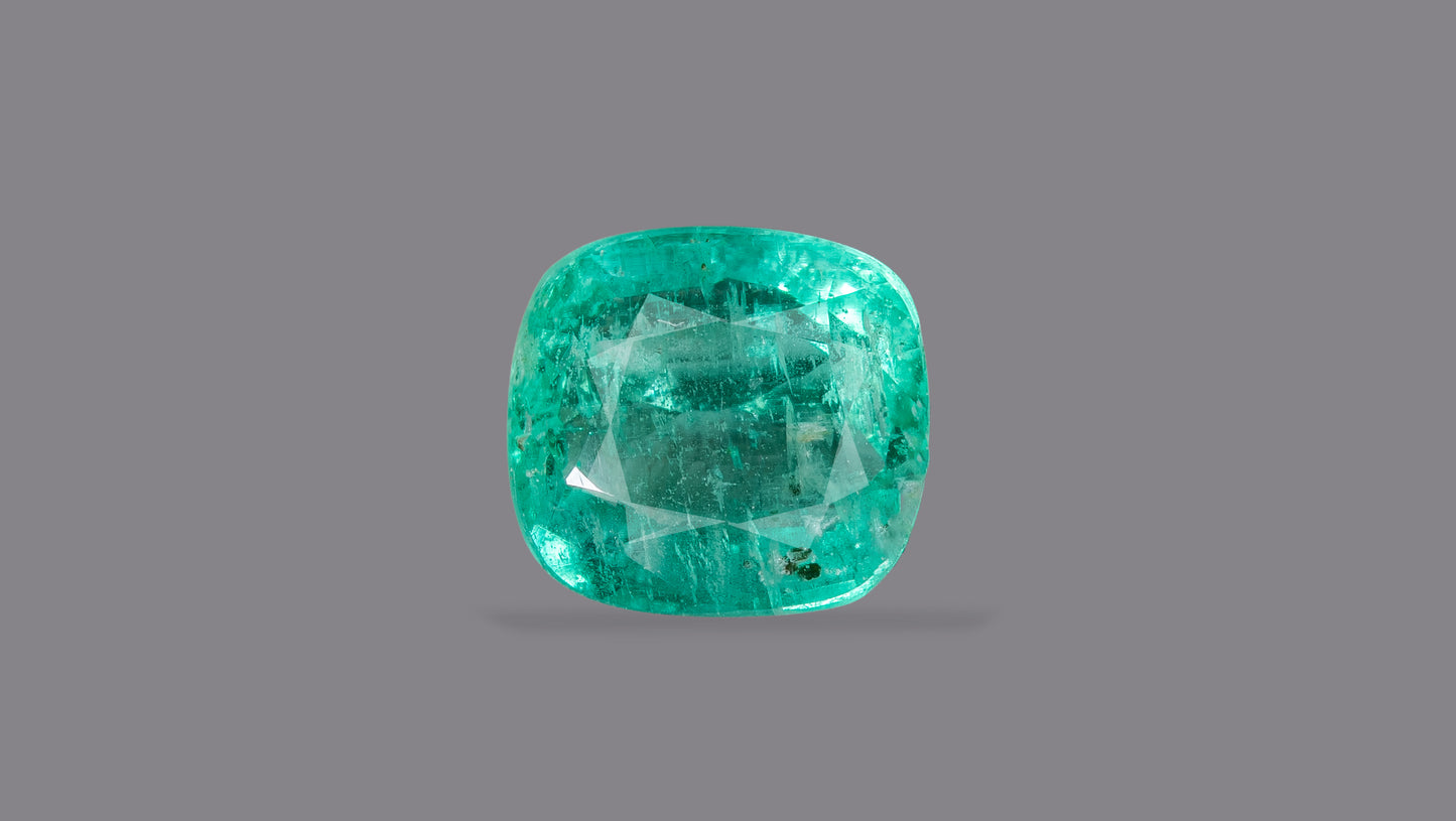 Natural Zambian Emerald (Panna) 1.66 Carats - Emerald (Panna)