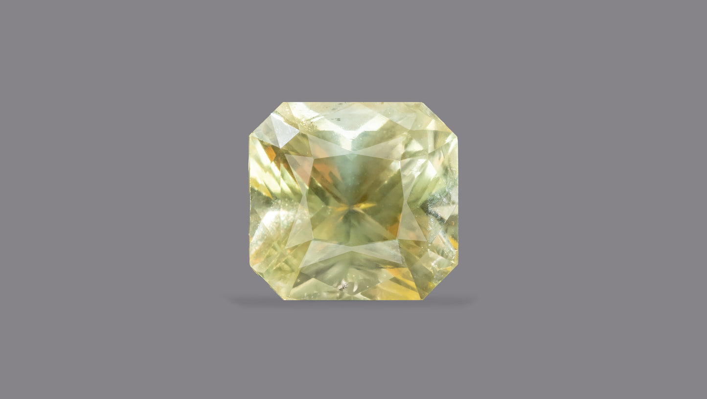 Natural Yellow Sapphire (Pukhraj) 2.06 Carats - Yellow Sapphire (Pukhraj)