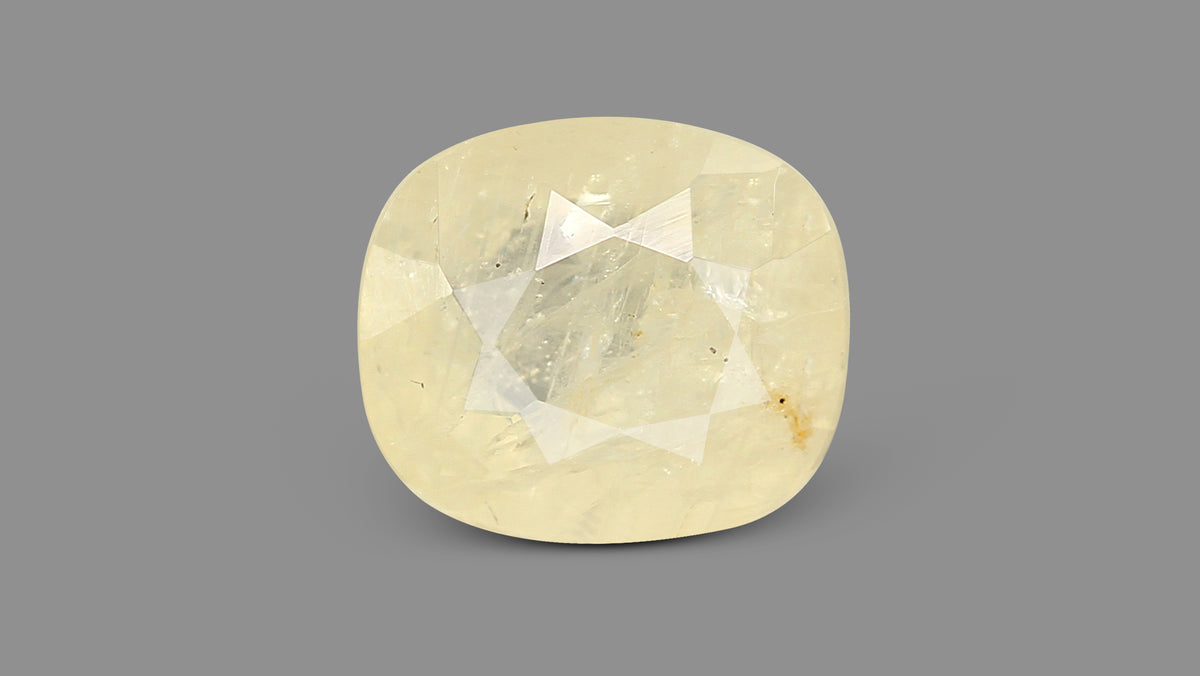 Natural Yellow Sapphire (Pukhraj) 5.35 Carats